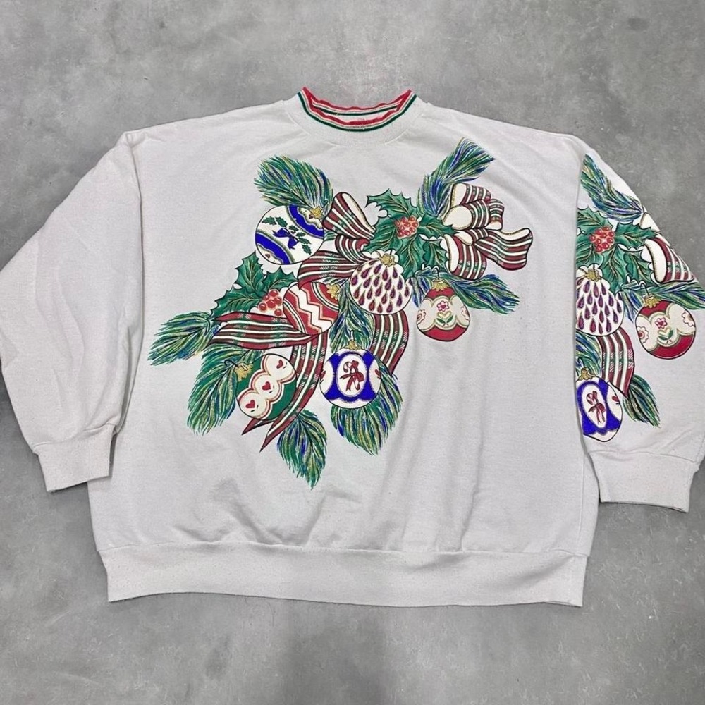 Vintage 90s y2k white Christmas sweater crewneck sweatshir